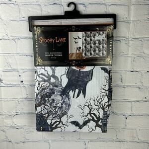 NWT Spooky Lane Water Resistant Fabric Shower Curtain Halloween Scary 72”x72”
